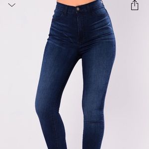 Fashion Nova High Waisted Jeans Size 9